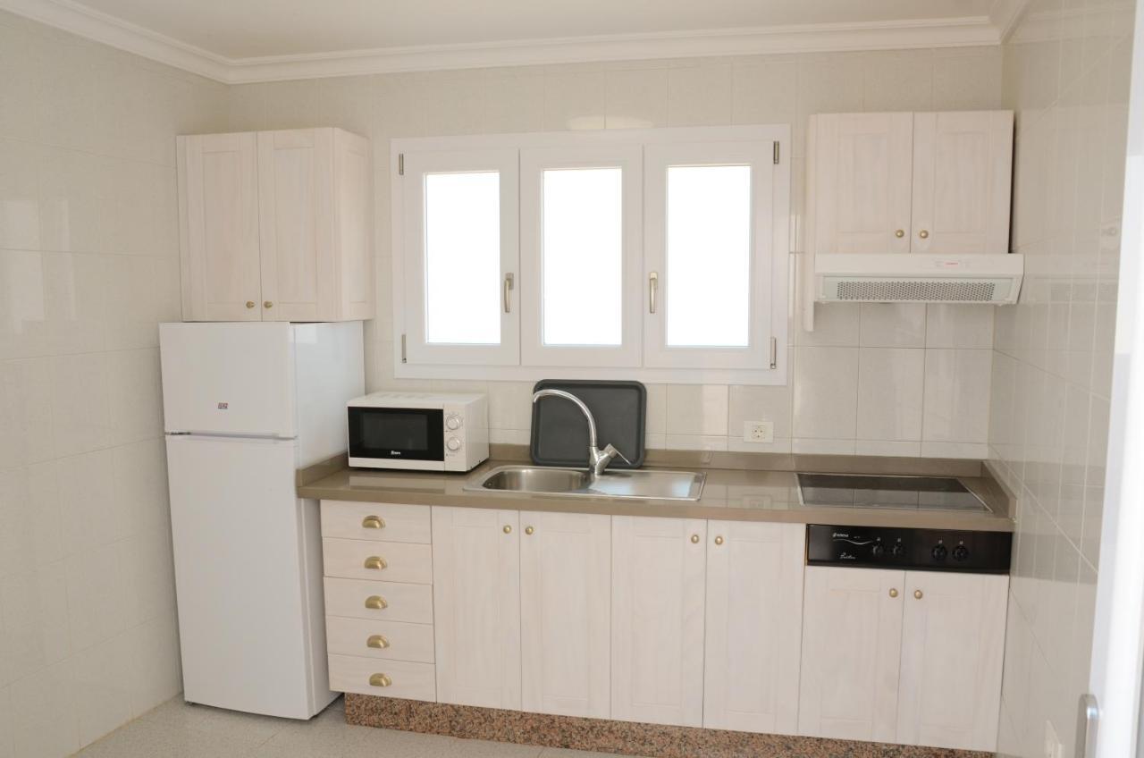 Apartamentos El Marinero - Avenida Caleta de Sebo Buitenkant foto